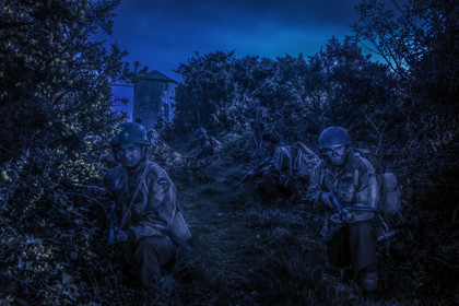19440605-le-parachutage-au-dessus-de-la-gree.jpg